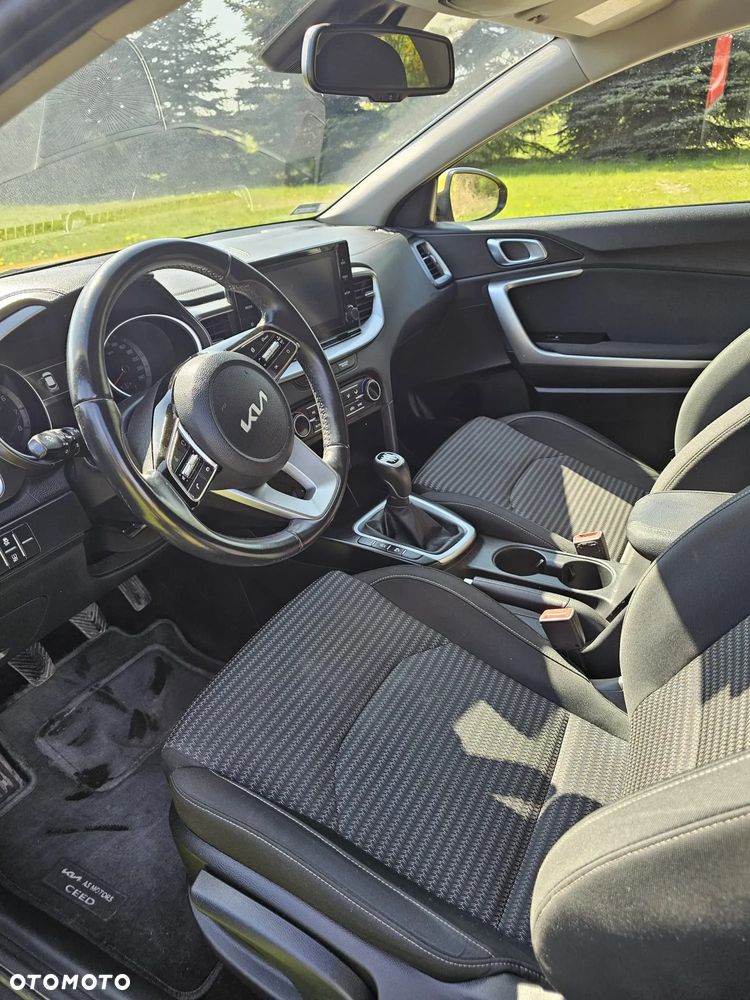 Kia XCeed 1.5 T-GDI M - 10