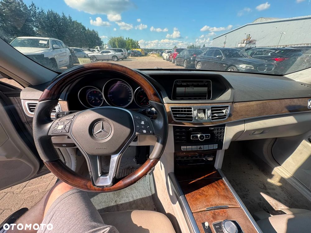 Mercedes-Benz Klasa E - 12