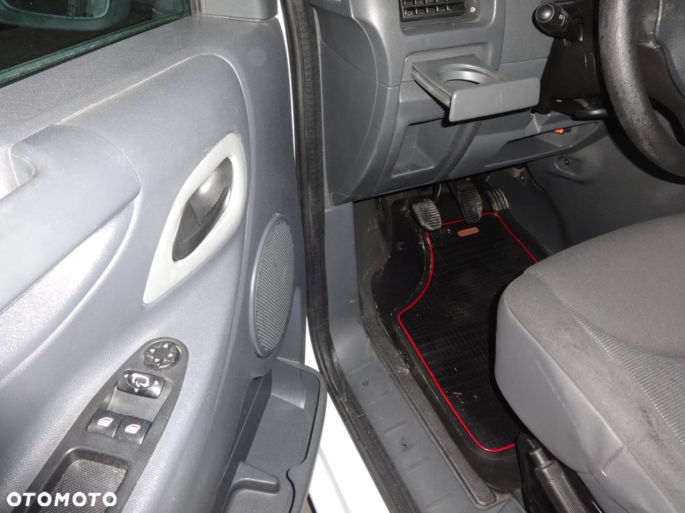 Peugeot Expert - 9