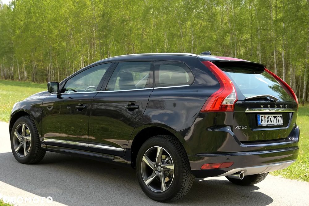 Volvo XC 60 D3 Drive-E Ocean Race - 8