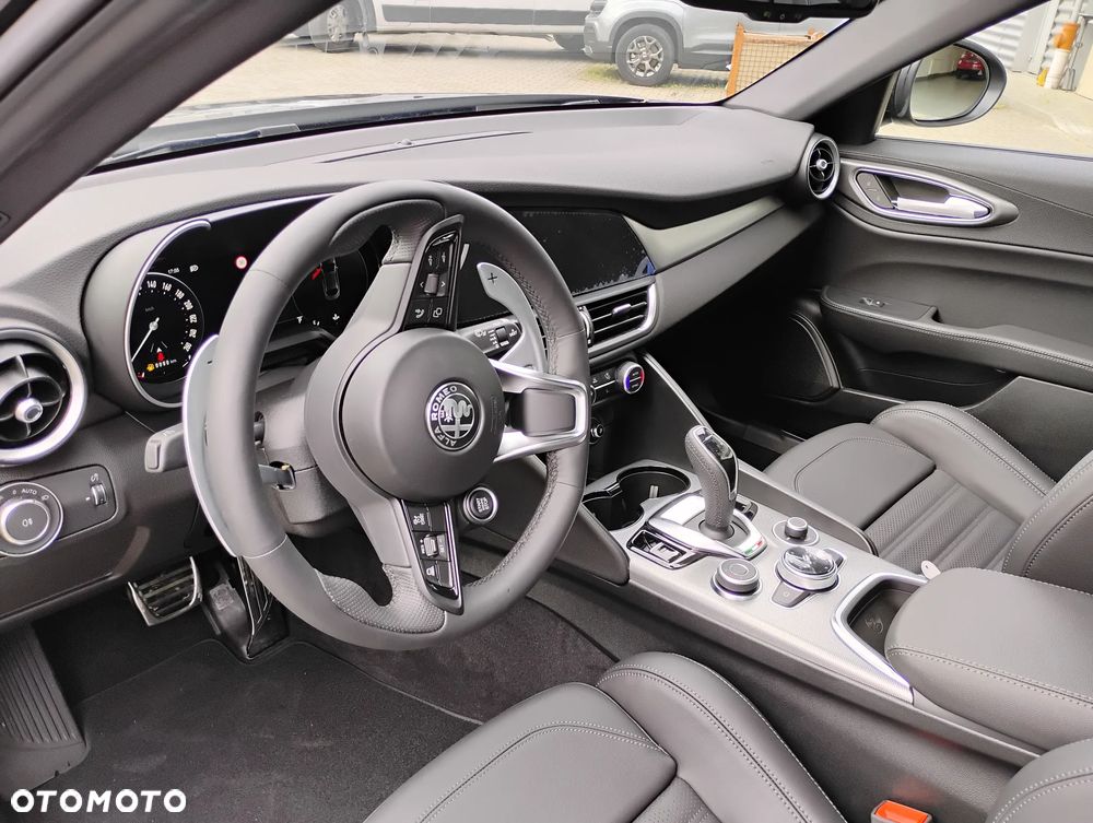 Alfa Romeo Giulia 2.0 Turbo Sprint Q4 - 15