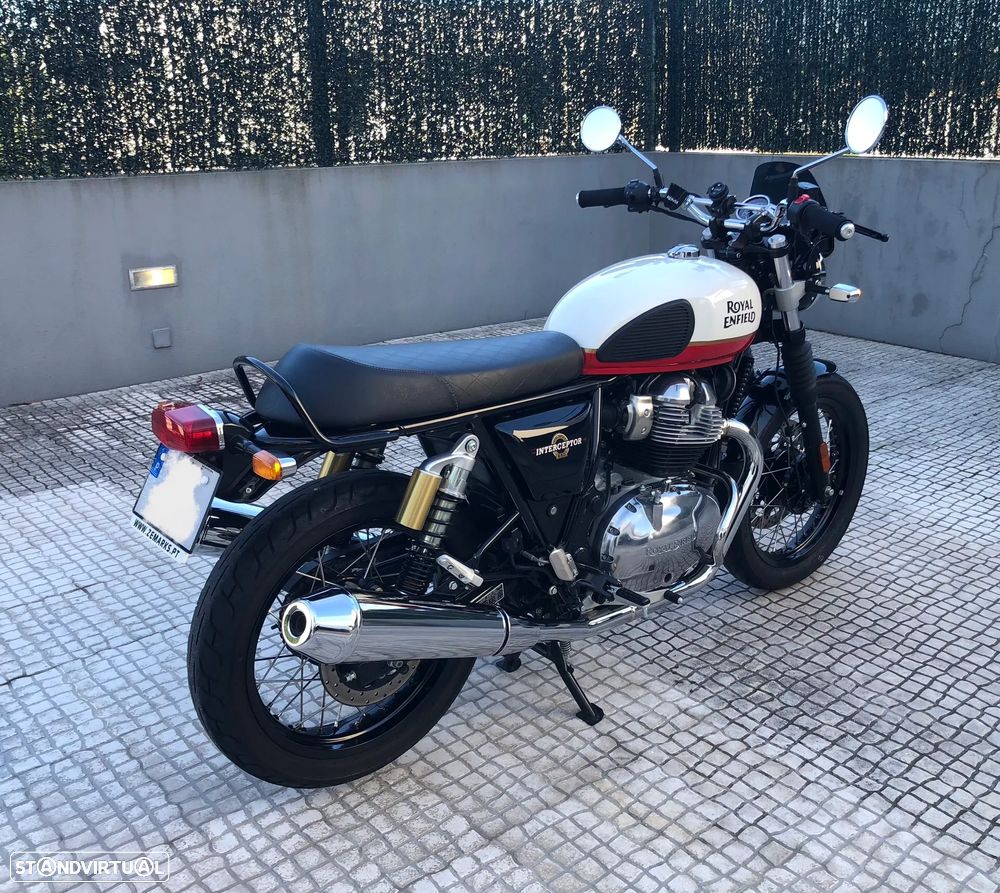 Royal Enfield Interceptor 650 - 13