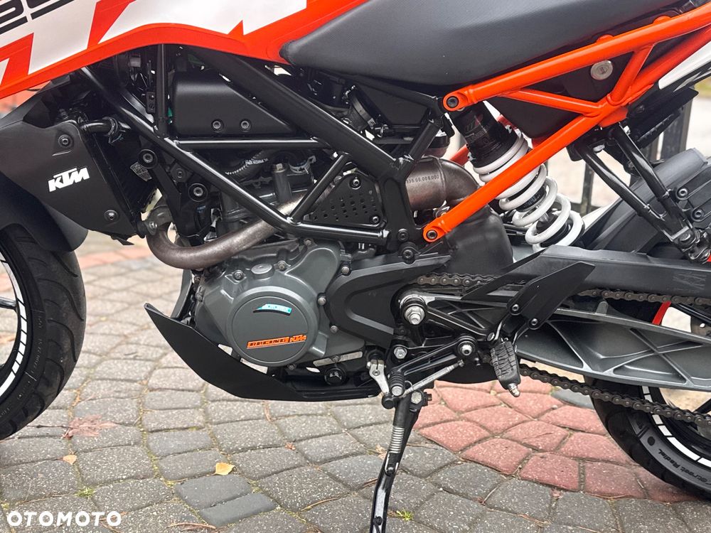 KTM Duke - 16