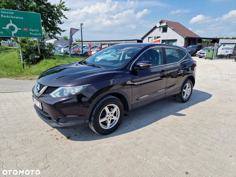 Nissan Qashqai 1.2 DIG-T N-Connecta EU6 - 2