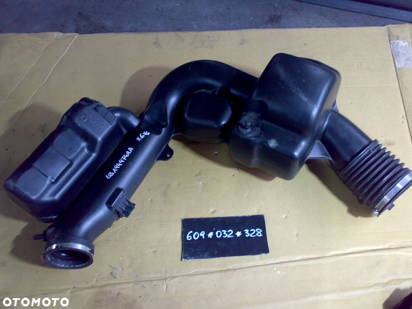 JEEP GRAND CHEROKEE WK2 DODGE DURANGO 3.6 14- RURA DOLOT REZONATOR FILTRA - 2