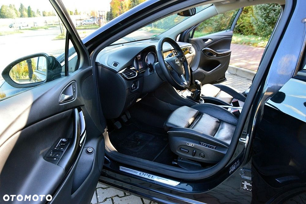 Opel Astra 1.6 Turbo Start/Stop Innovation - 27