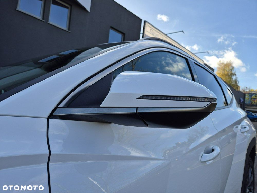 Hyundai Tucson 1.6 T-GDi HEV Smart 2WD - 36