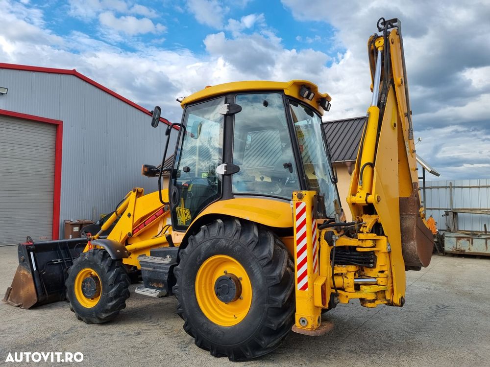 JCB 3CX - 4