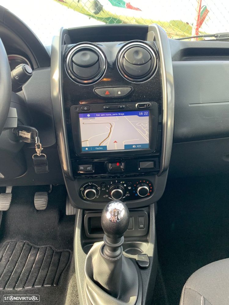 Dacia Duster 1.5 dCi SL Urban Explorer - 23