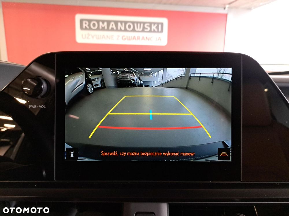 Lexus UX 300h Business - 18