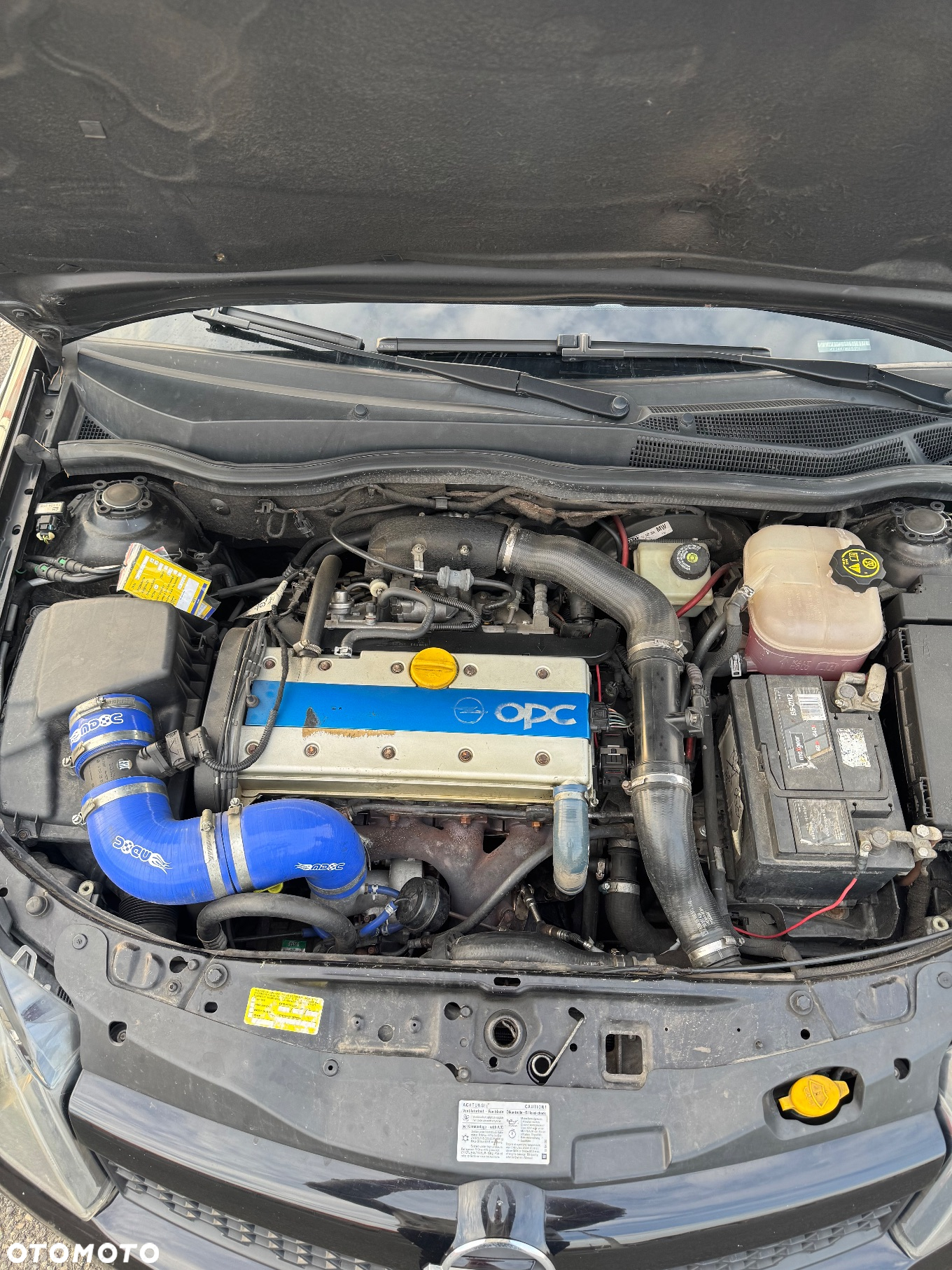 Opel Astra III GTC 2.0 T OPC - 12