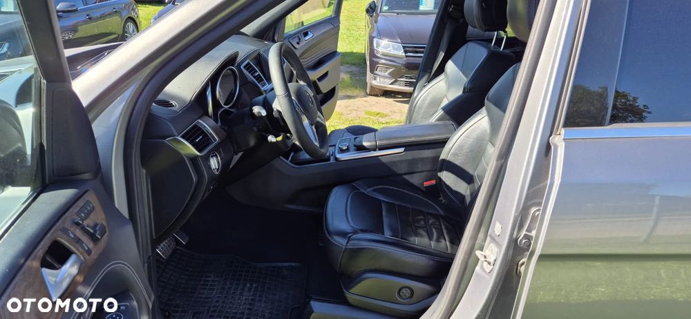 Mercedes-Benz ML 350 BlueTEC 4MATIC 7G-TRONIC - 16