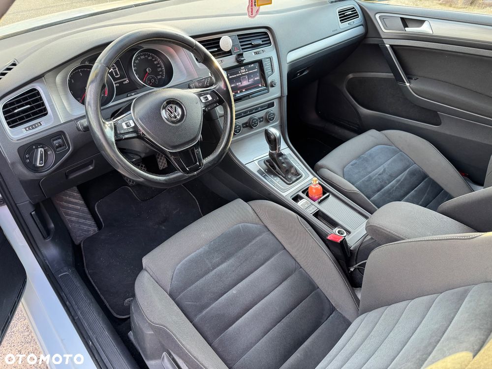 Volkswagen Golf 1.6 TDI BlueMot Trendline DSG - 6
