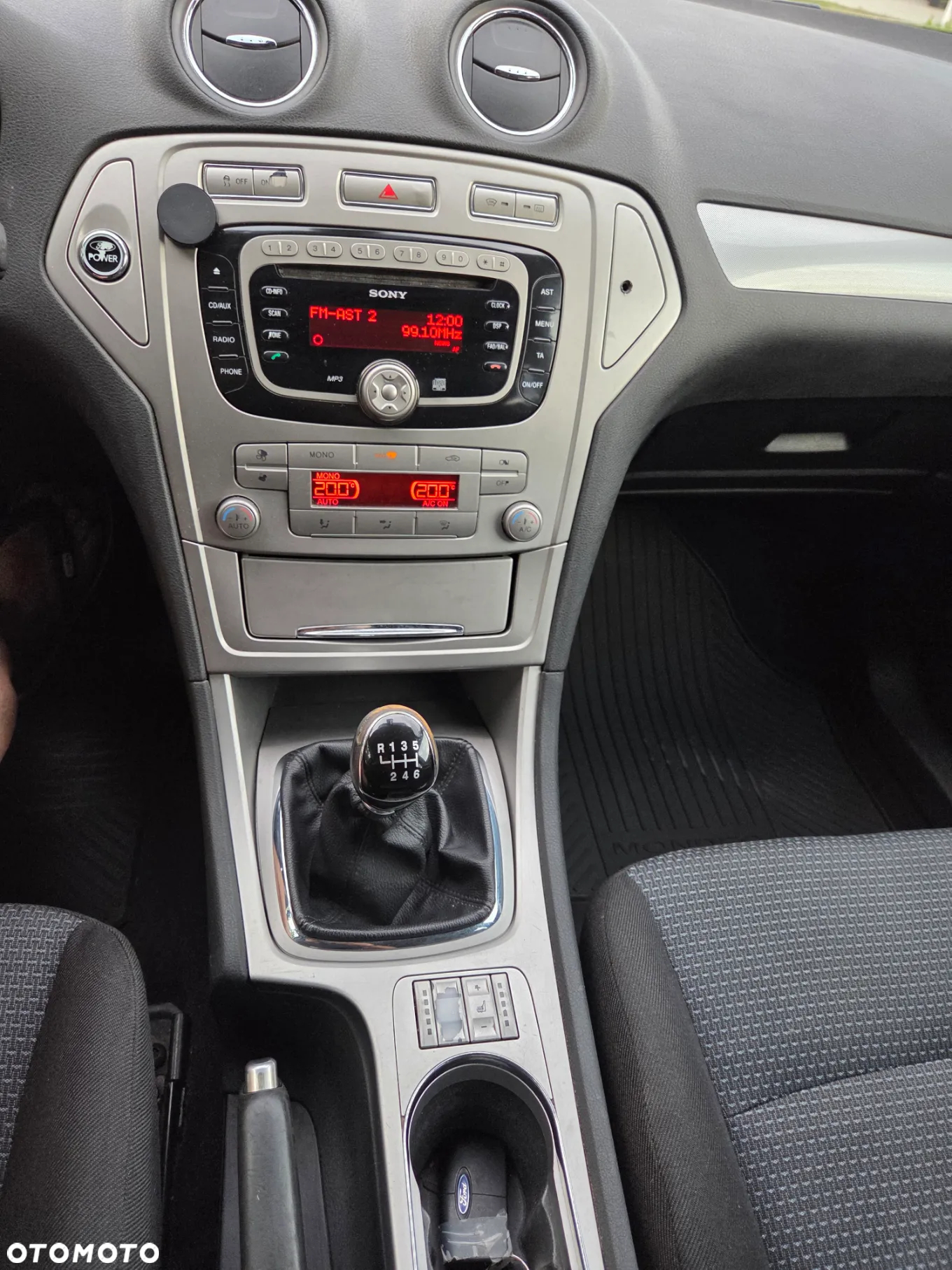 Ford Mondeo 2.0 TDCI Titanium - 16