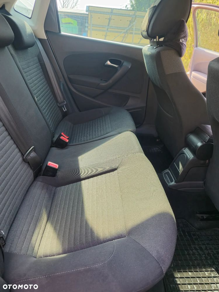 Volkswagen Polo 1.2 12V Comfortline - 11