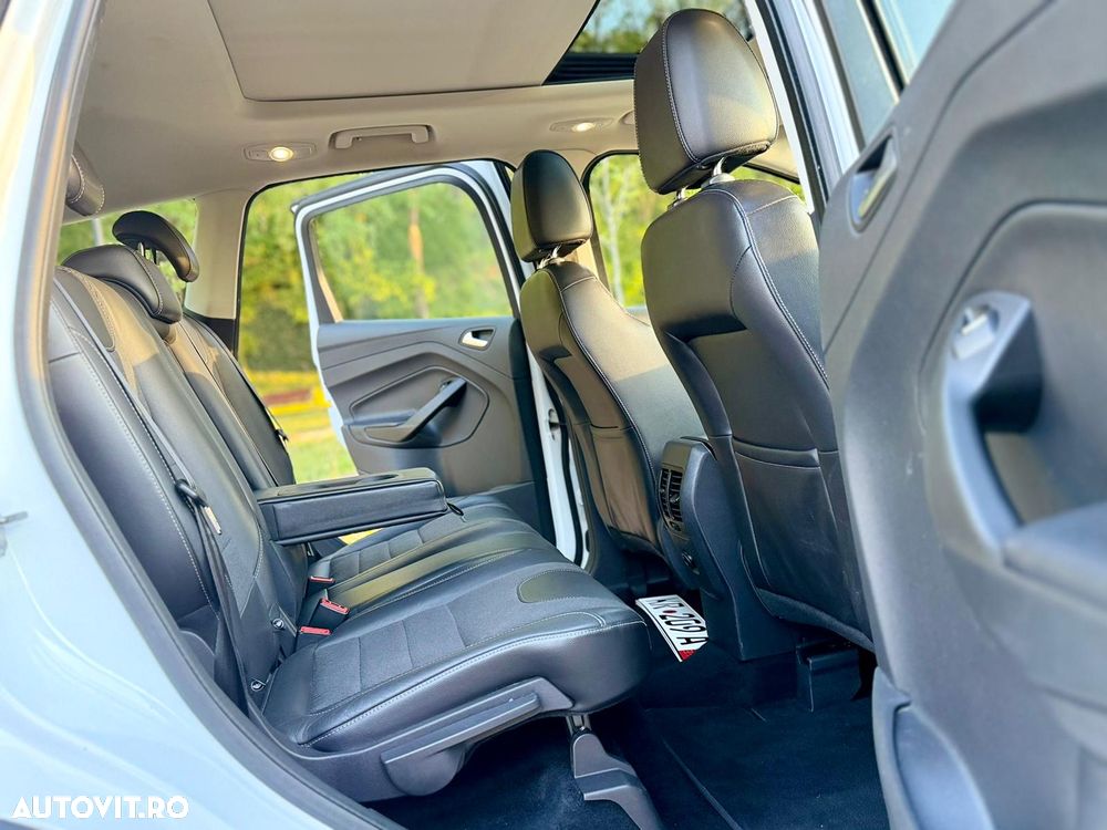 Ford Kuga 1.6 EcoBoost 2x4 Titanium - 10