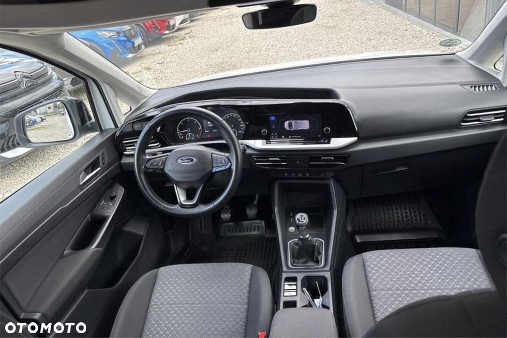 Ford Tourneo Connect Grand - 10