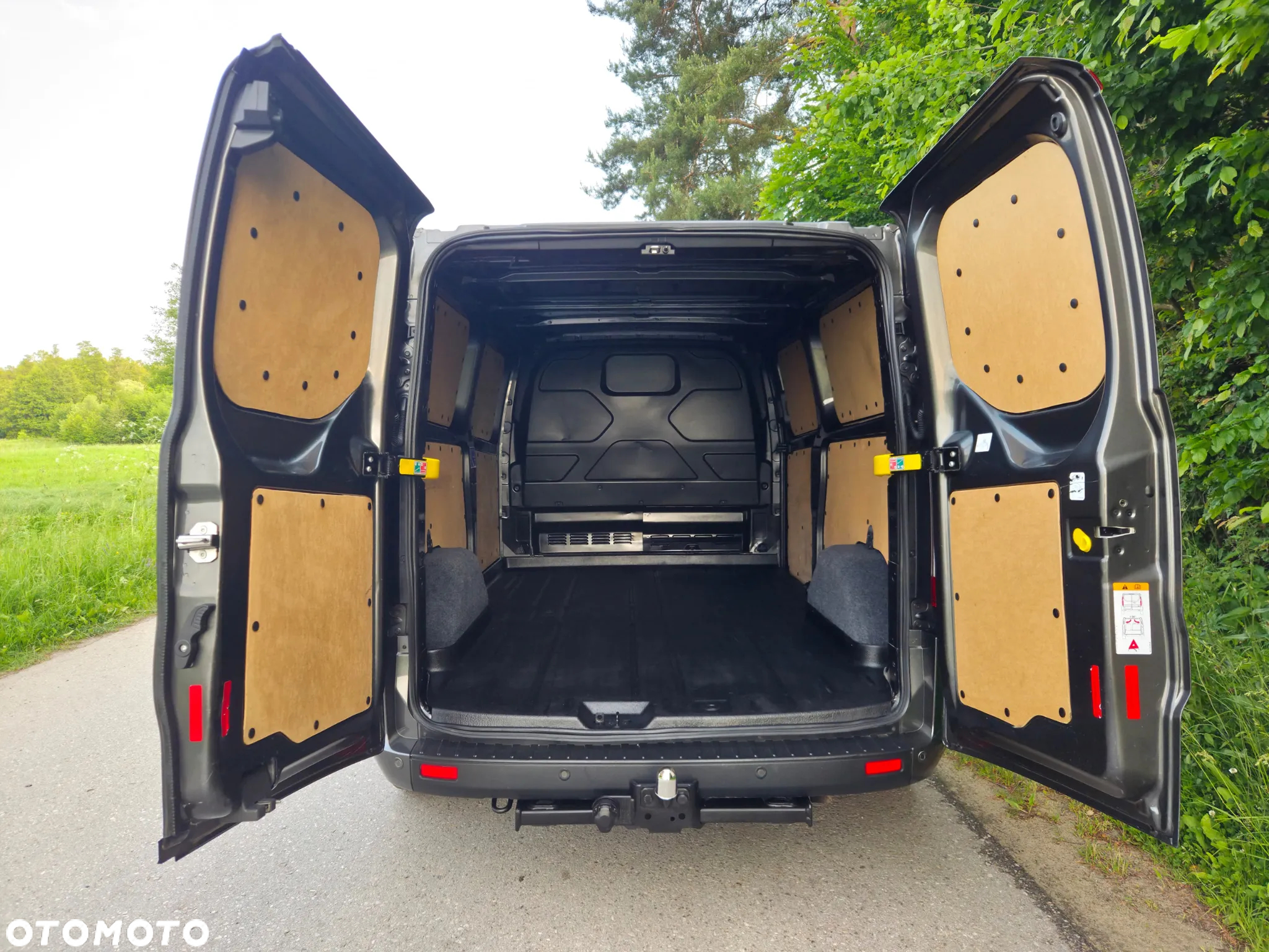 Ford Transit - 25