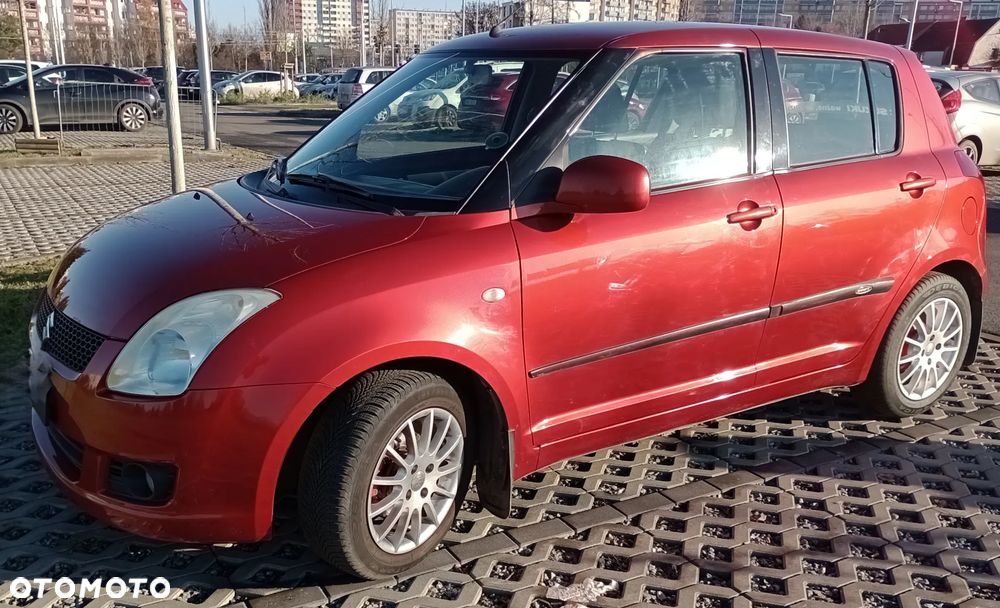 Suzuki Swift 1.3 Club - 6