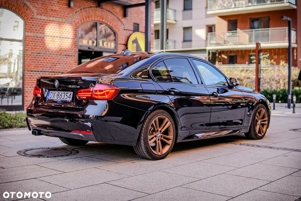 BMW Seria 3 330e iPerformance Advantage - 9