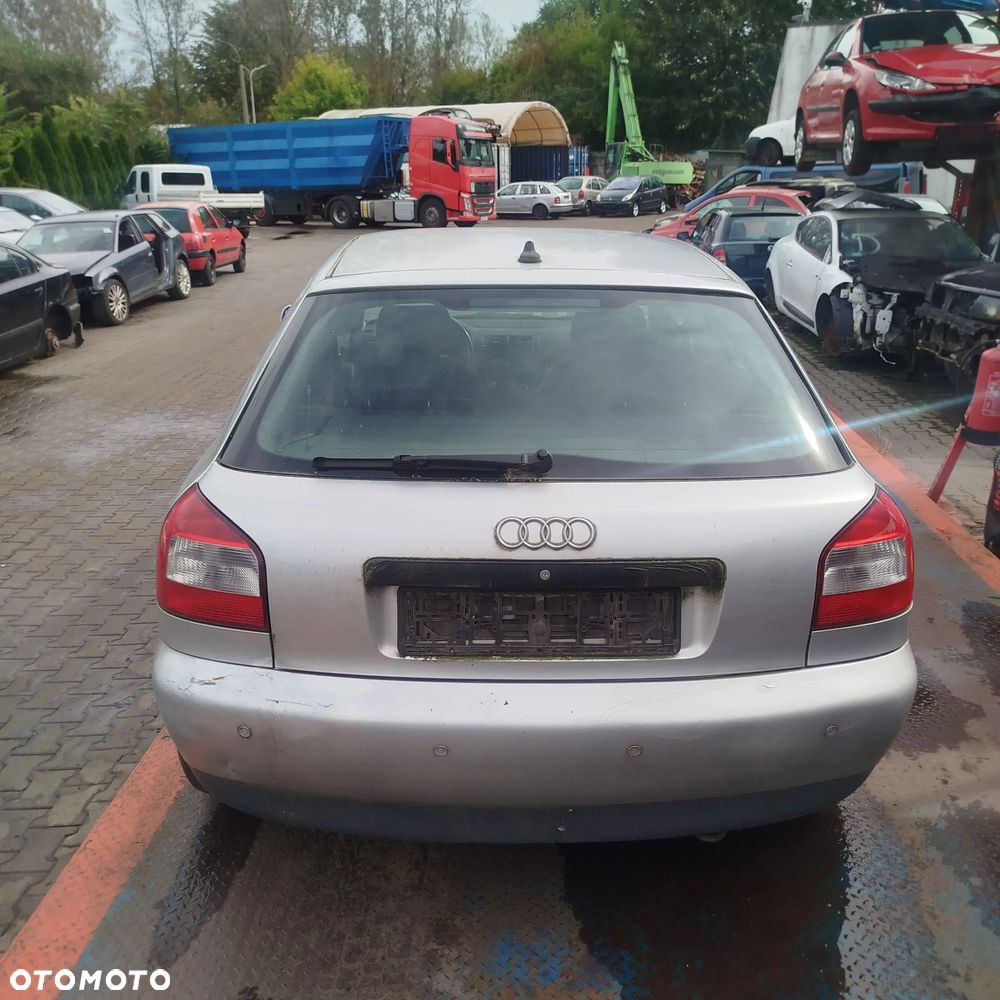 Audi A3 8L na części . - 9