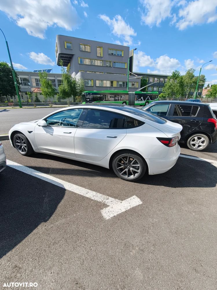 Tesla Model 3 Premium Langstreckenbatterie AWD Dual Motor - 3