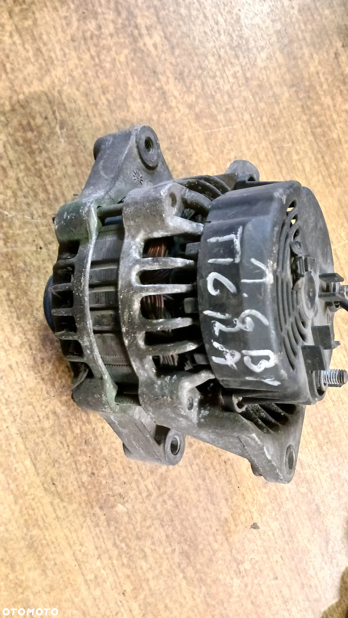 Alternator Opel 1.6 1.8 DELCO REMY GM - 3
