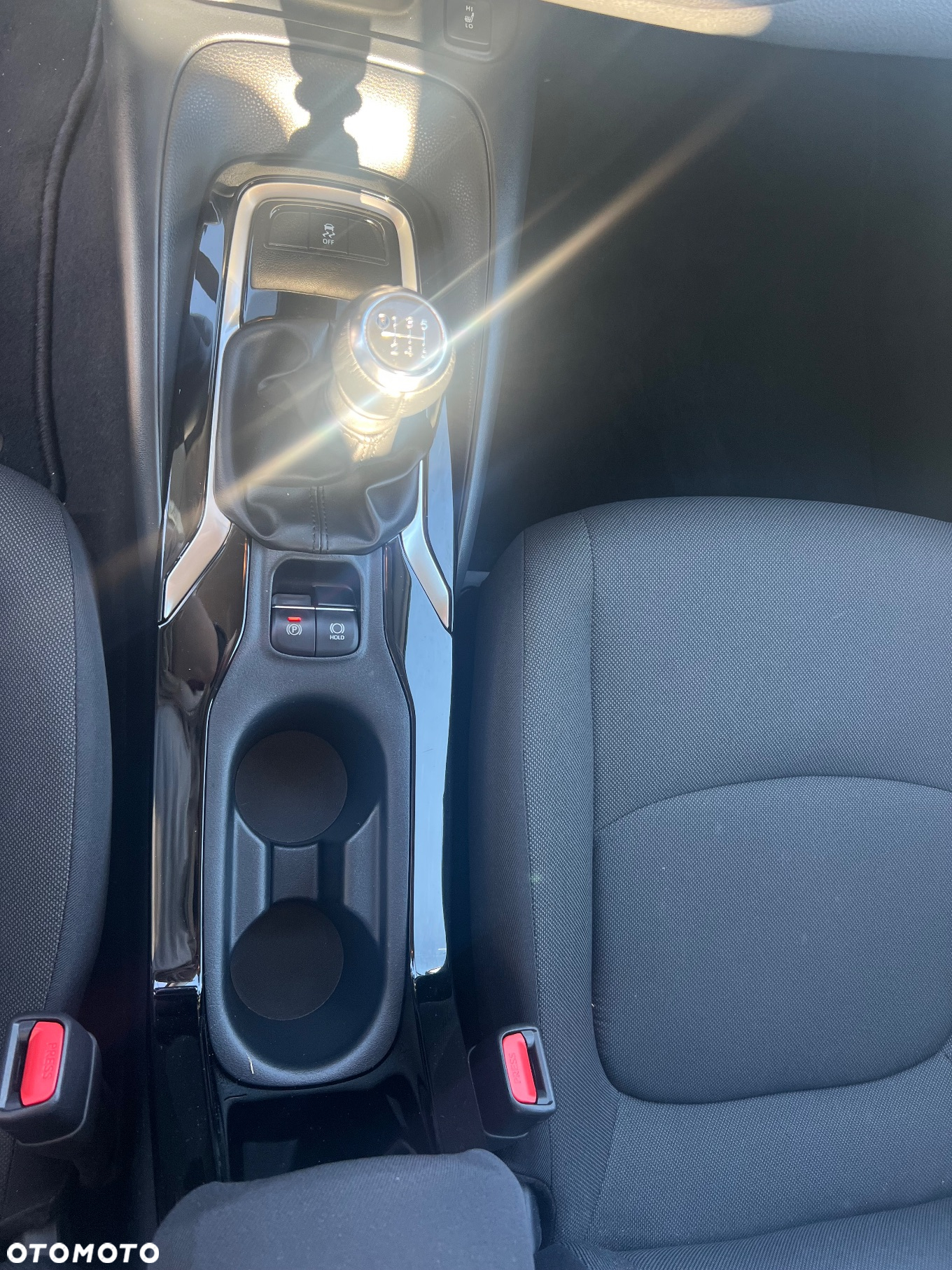 Toyota Corolla - 19