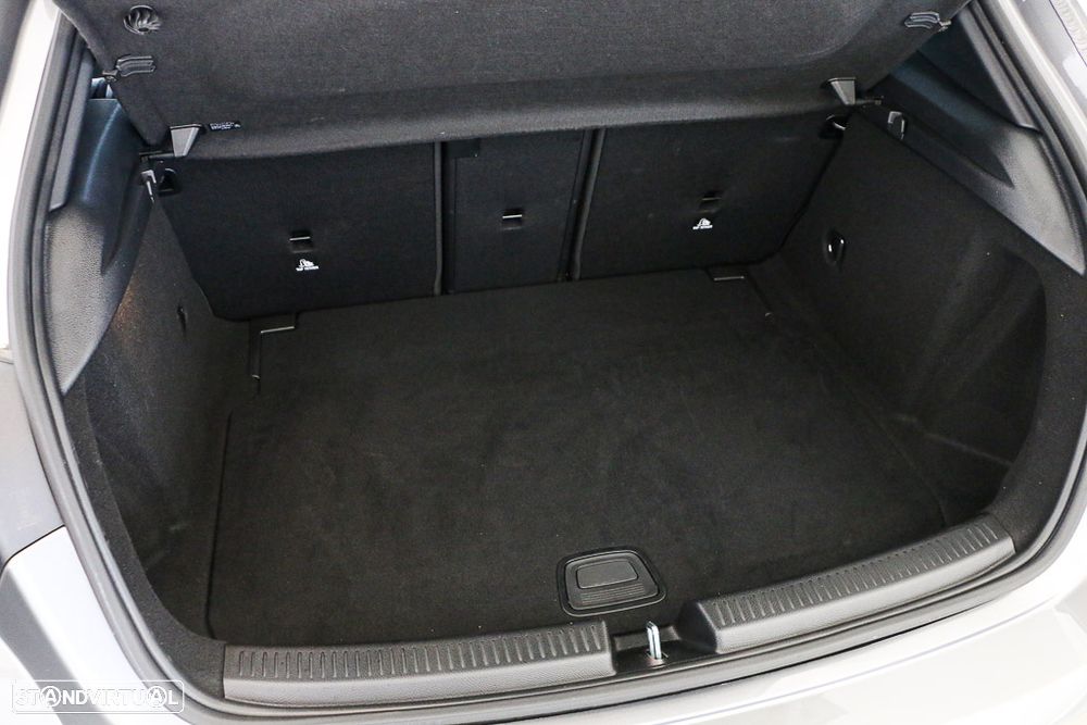 Mercedes-Benz A 180 d AMG Line Aut. - 23