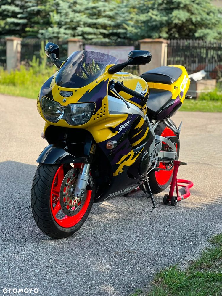 Honda CBR - 3