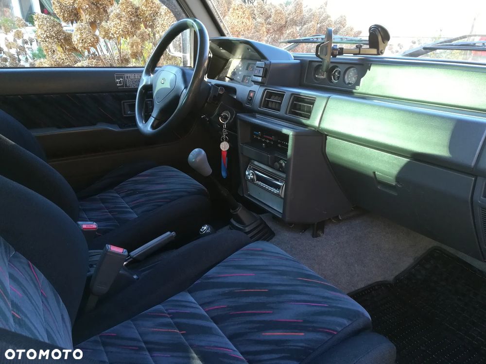 Daihatsu Feroza 1.6 SX - 36