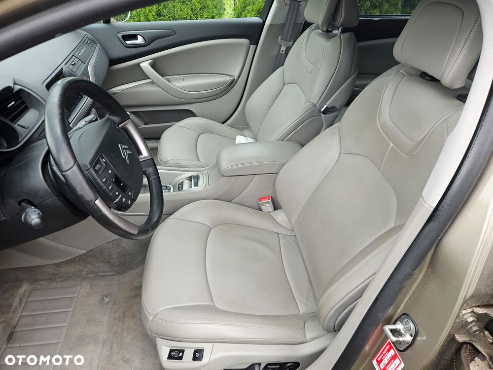 Citroën C5 3.0 HDi V6 Exclusive - 18