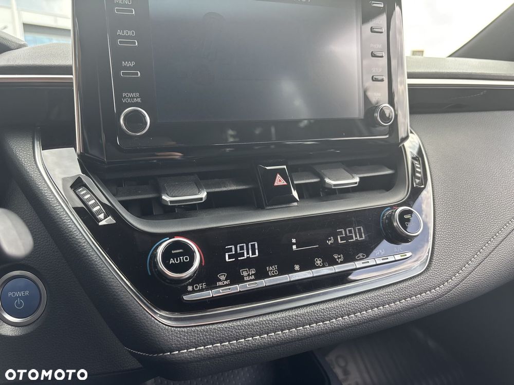 Toyota Corolla 1.8 Hybrid Comfort - 26