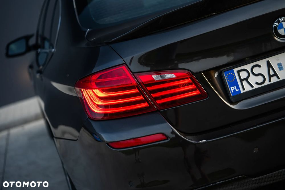 BMW Seria 5 535i xDrive - 8