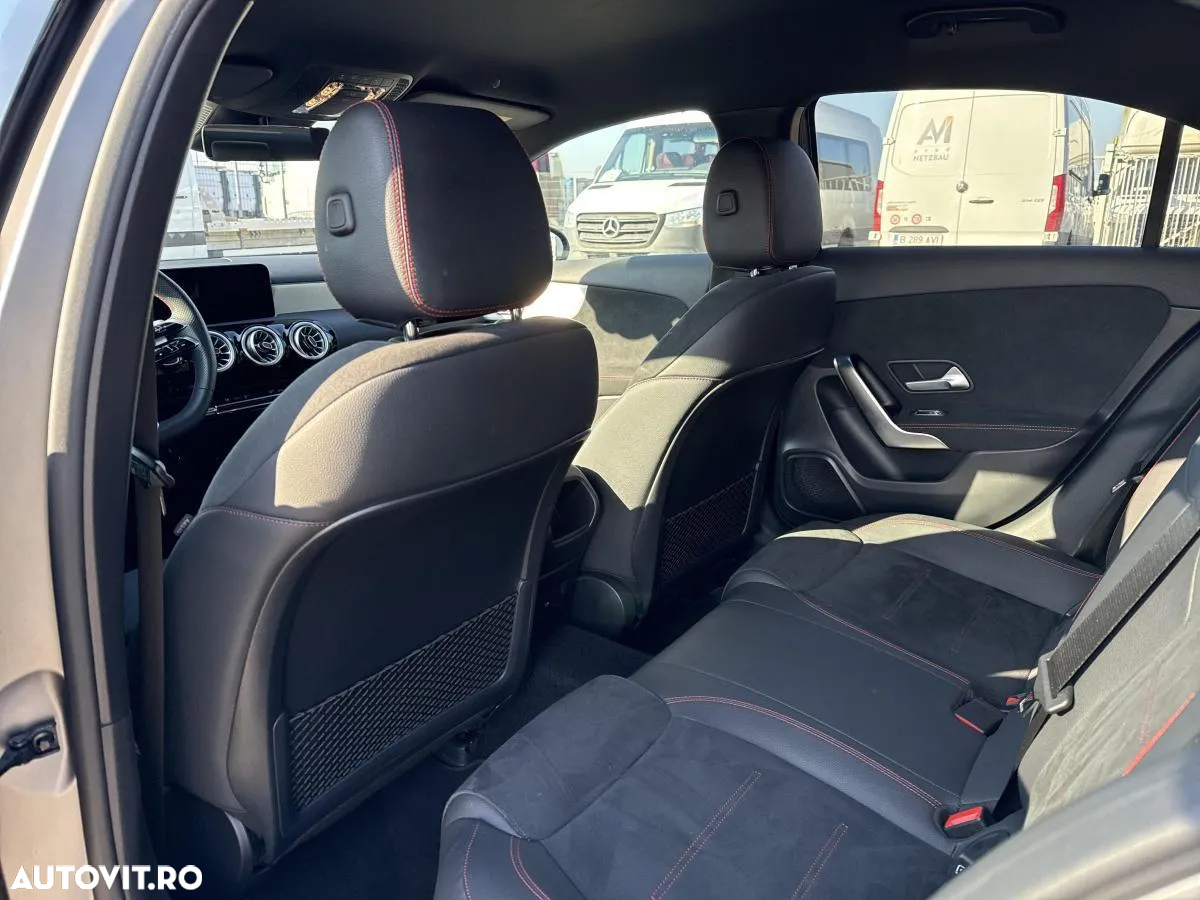 Mercedes-Benz A 220 4MATIC MHEV 8G-DCT Sedan - 14