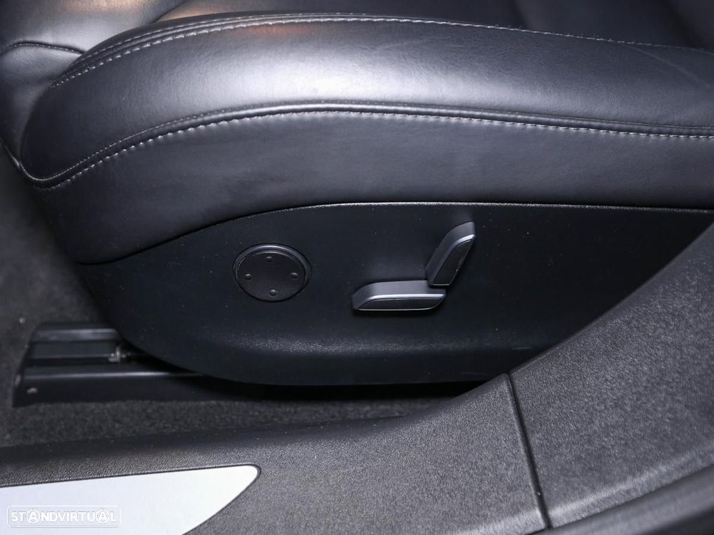 Tesla Model S - 16