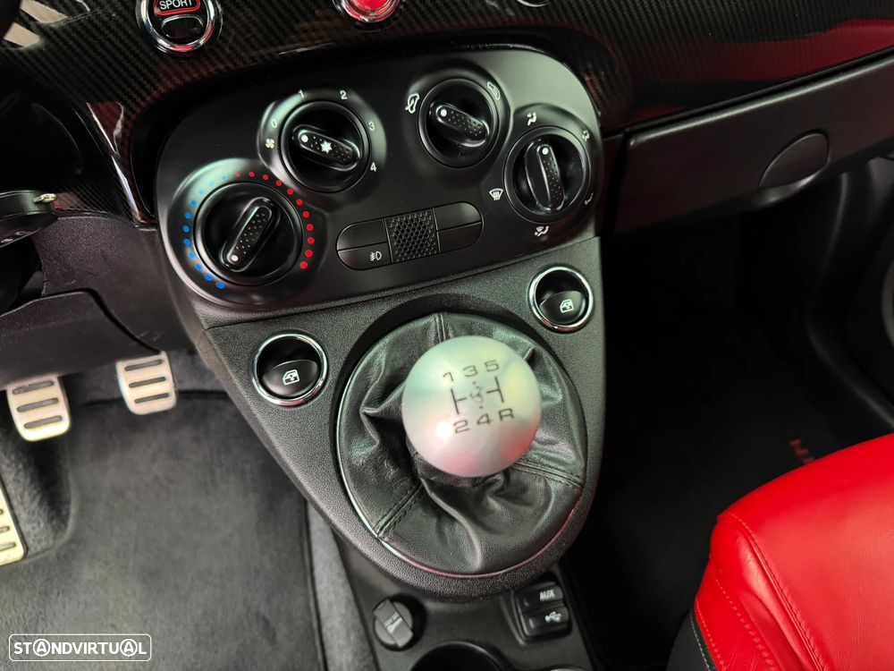 Renault Captur - 23