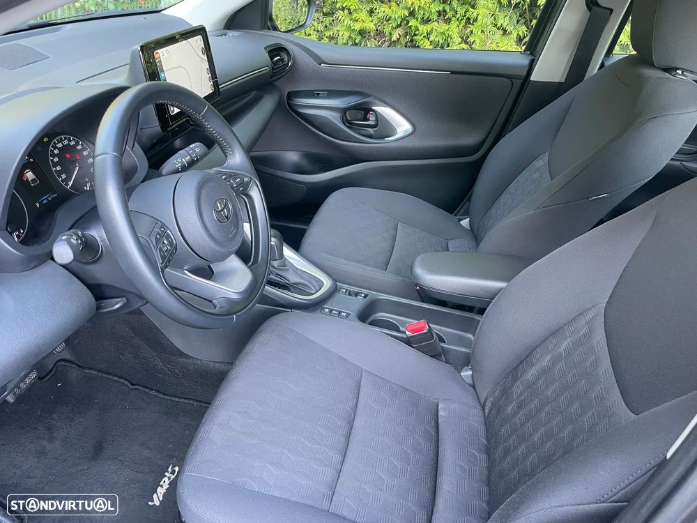 Toyota Yaris 1.5 HDF Comfort Plus - 8
