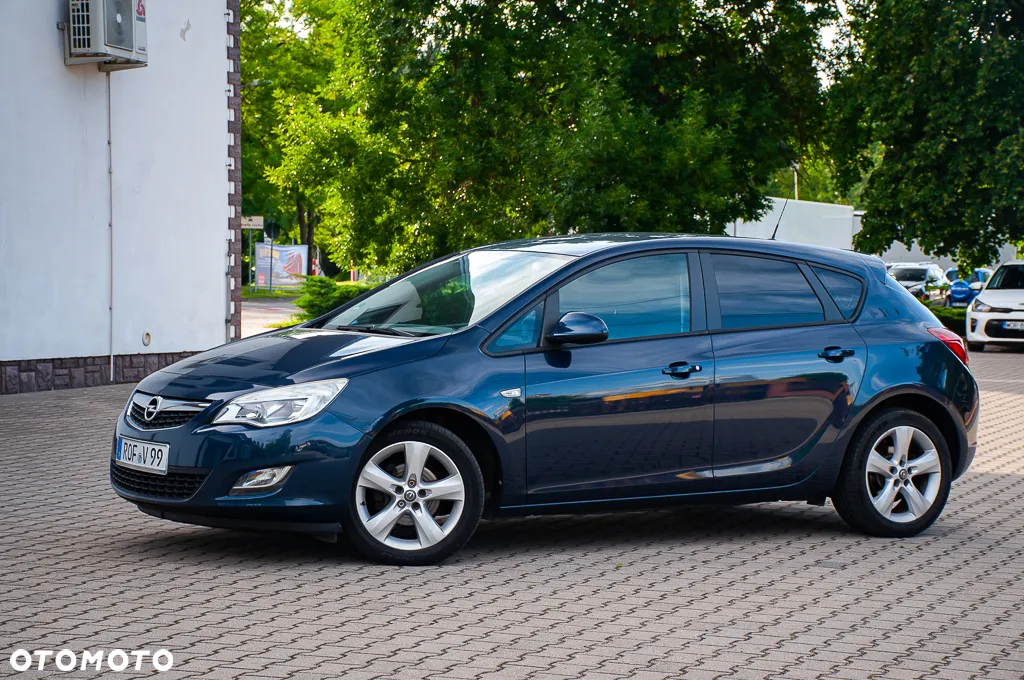 Opel Astra 1.4 EcoFLEX Edition - 4