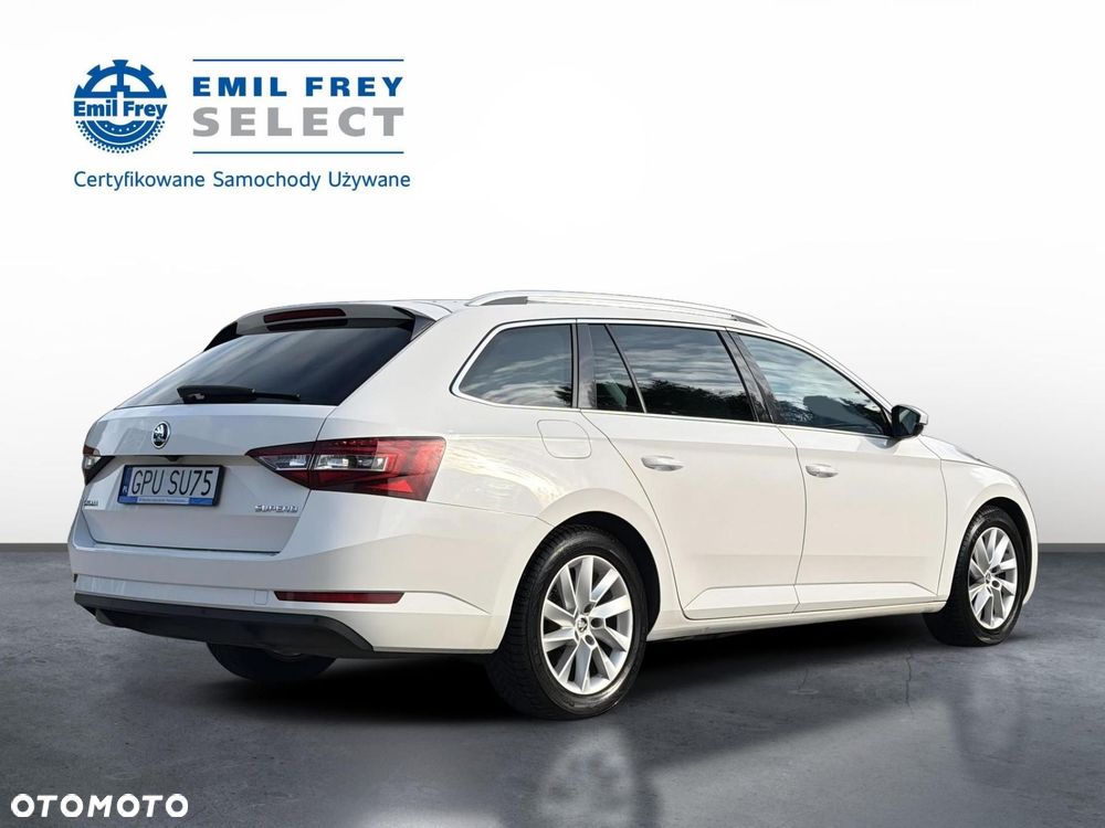 Skoda Superb 2.0 TDI DSG Sportline - 6