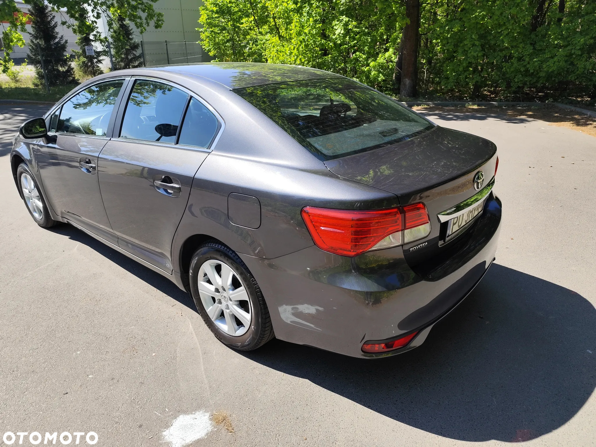 Toyota Avensis 2.0 Premium - 3