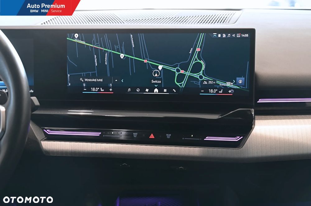 BMW Seria 5 520i mHEV - 17