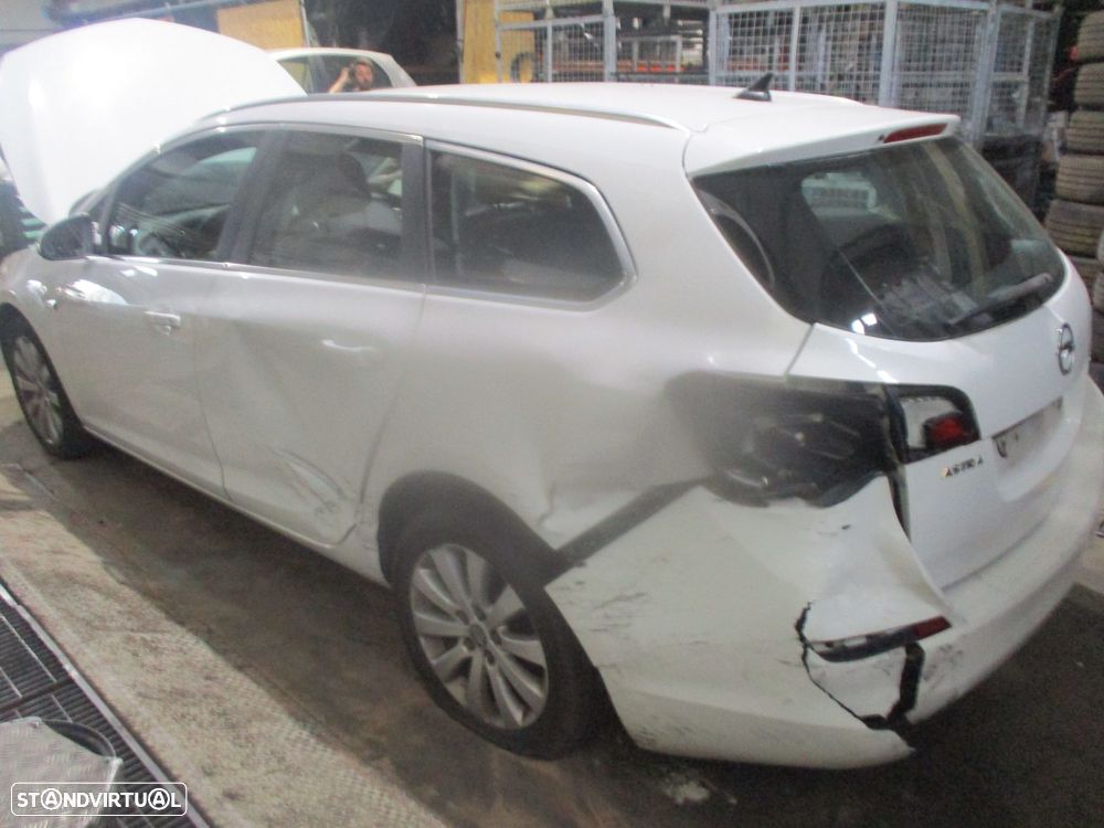 Carro MOT: A17DTC OPEL ASTRA J 2017 1.7CDTI 110CV 5P BRANCO DIESEL - 10