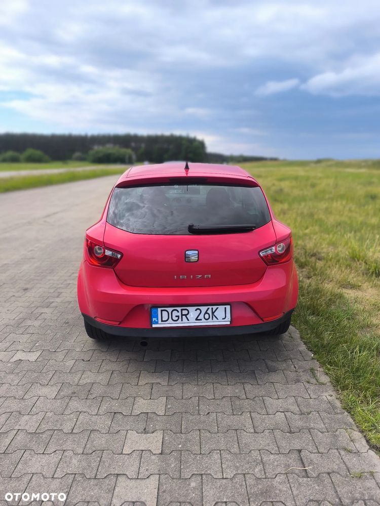 Seat Ibiza SC 1.6 16V Sport - 2
