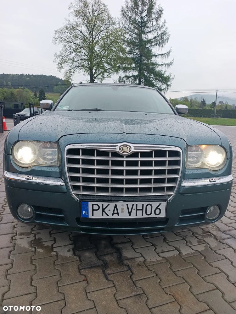 Chrysler 300C - 15