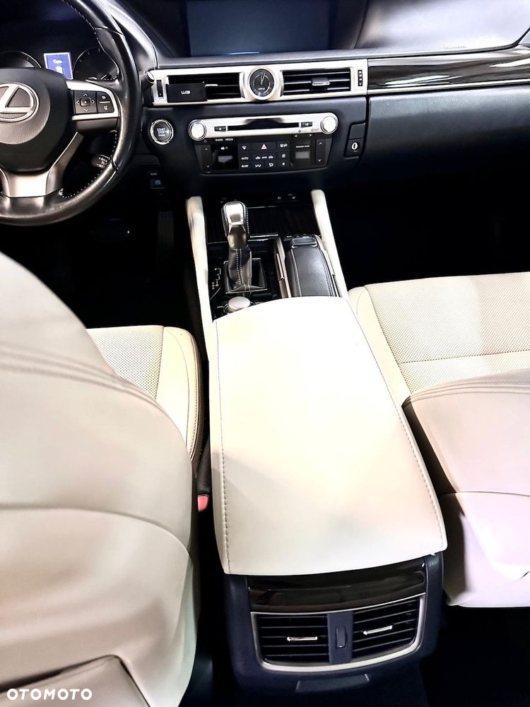 Lexus GS 200t / 300 Prestige - 13