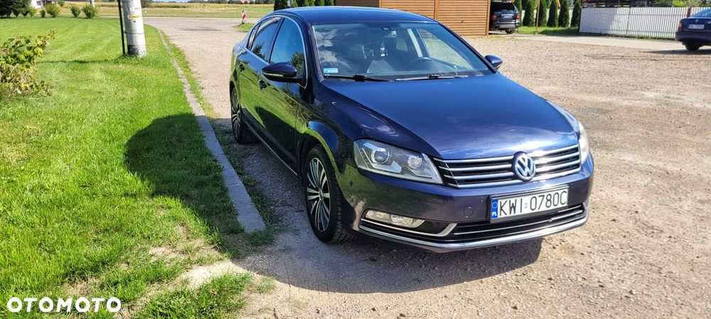 Volkswagen Passat 2.0 TDI Highline DSG - 4