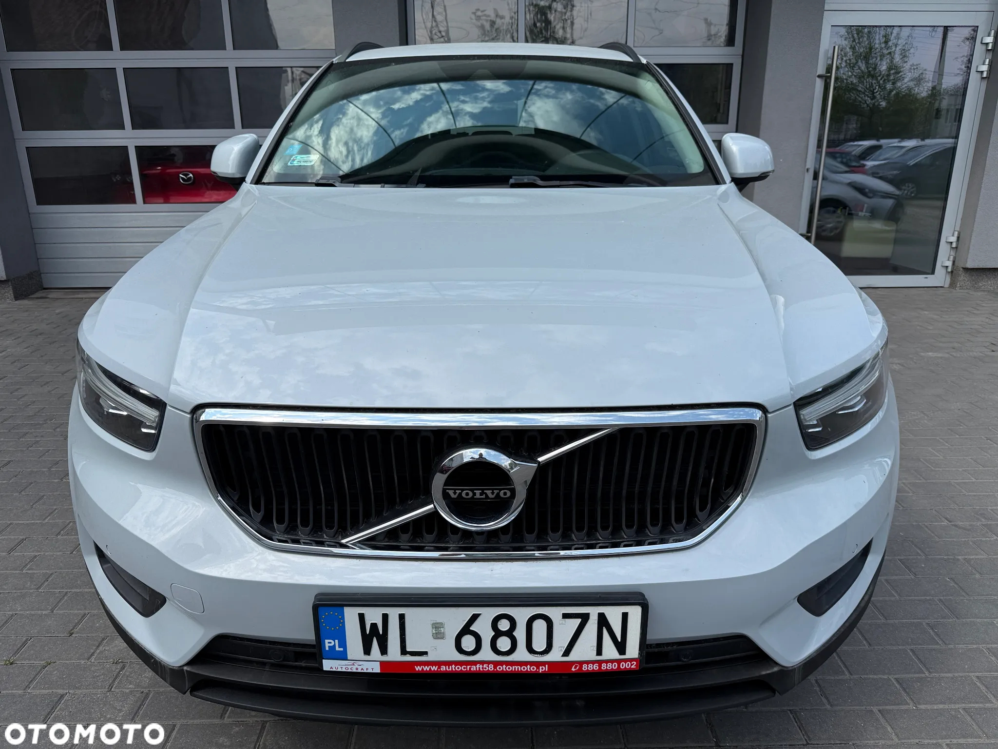 Volvo XC 40 T3 Momentum Pro - 22