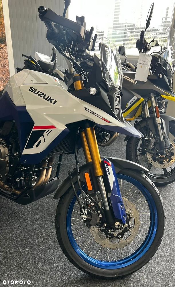 Suzuki V-STROM - 22