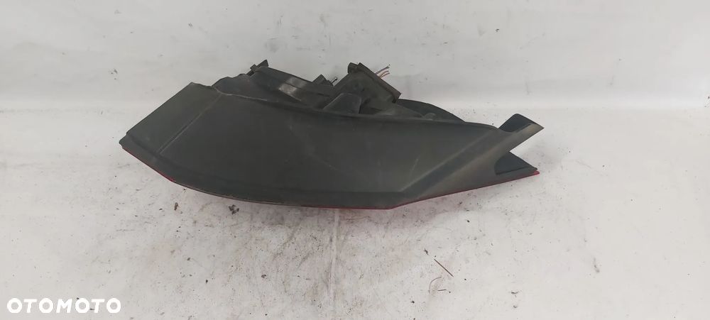 .  TYL TYLNA LAMPA PRAWA RENAULT SCENIC 2 LIFT - 2